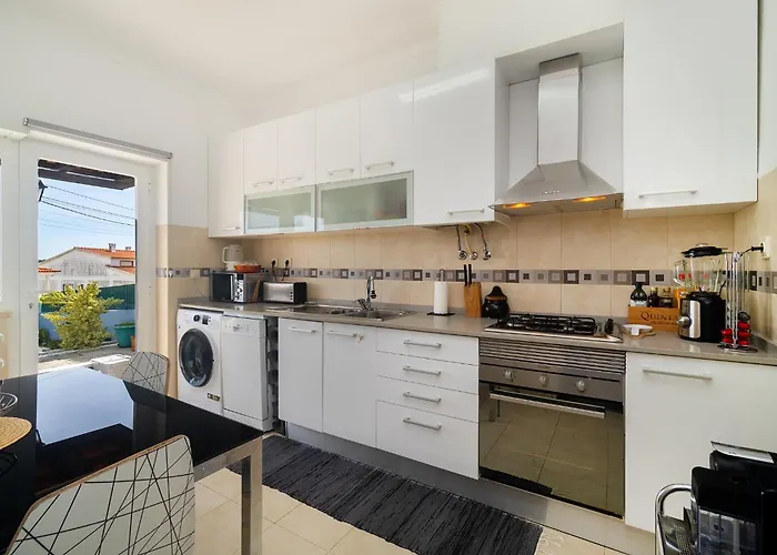 Casa de Férias Whome Sea Breeze House With Pool & Bbq In Ericeira